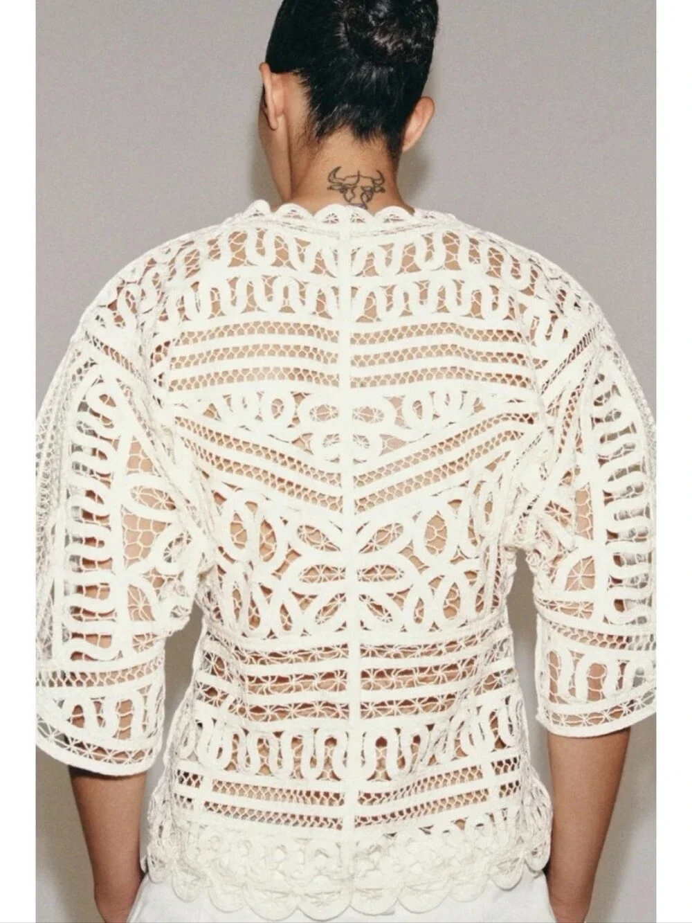 Zara Zw Collection Sheer Lace Crochet Short-Sleeve Top in Cream Sz-M